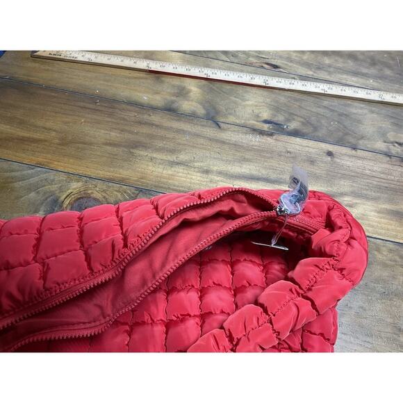 Free People Movement Quilted Carryall Bag Purse in Chef’s Kiss Red NWT - Picture 9 of 13